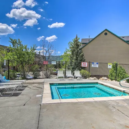 Eden Townhome w/ Mtn View + Shuttle to Powder Mtn!