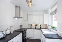 앰벌리 하우스, 핫텁 있음, 프리 파킹