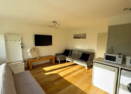 The Retreat Отели рядом с достопримечательностью «Tapnell Farm Holiday Destination»