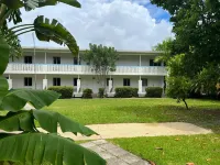 Beach Gardens Các khách sạn gần Công viên Holiday