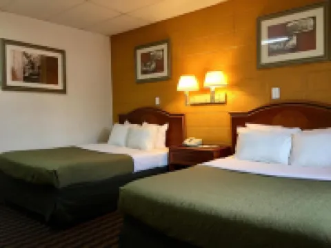 Red Carpet Inn Duncannon Hotels in Perry County