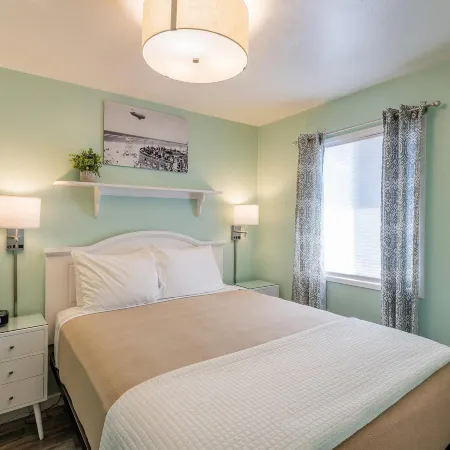 Beachside Inn