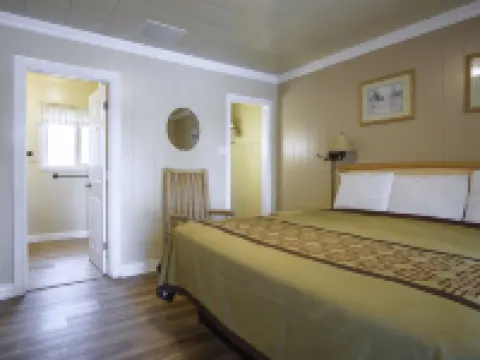 Green Gables Motel & Suites Hotels in Burney