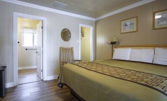 Green Gables Motel & Suites
