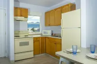 Dark Sky Suites Hotels in Hillside