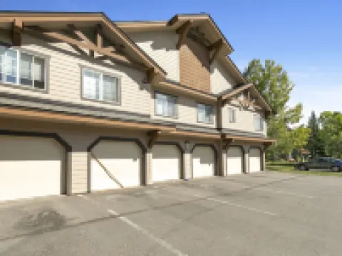 901 Crazy Horse Circle Condo Hotels in Edwards