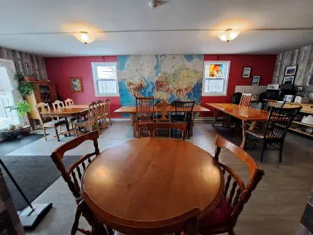 Auberge Jeunesse à Loulou