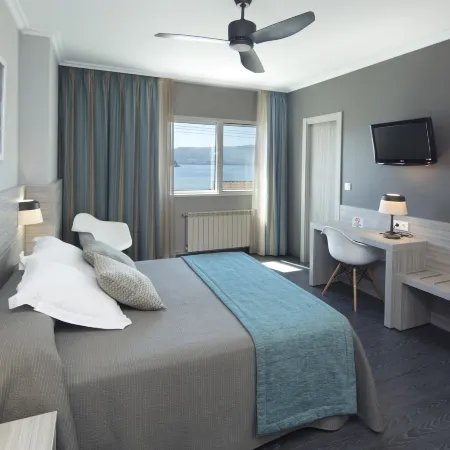 HOTEL COMBARRO