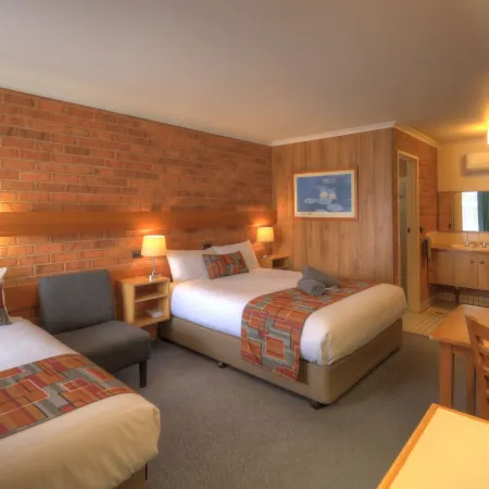Moama Central Motel Отели в г. Моама
