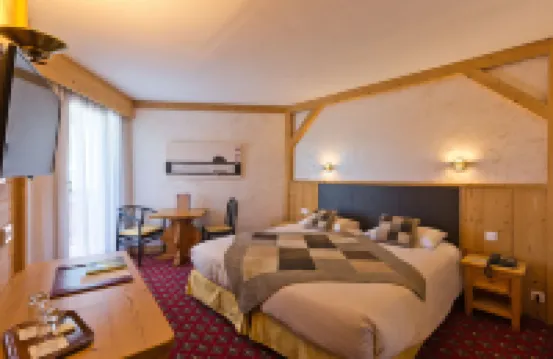 Hotel le Littoral Hotels near Evian Train Station