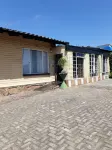 Accoustix Backpackers Hostel