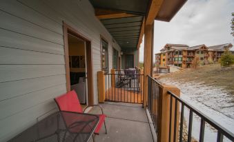 Clearwater Lofts Bldg 3 103 by SummitCove Lodging