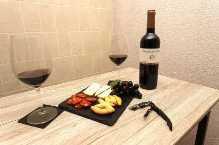 Pensión Úbeda Отели в г. La Rioja Province