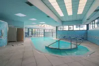 Grand Hotel Astoria - Pools