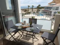 DIRECT ACCESS TO SEA AND POOL, COMPLETELY REFURBISHED IN 2019