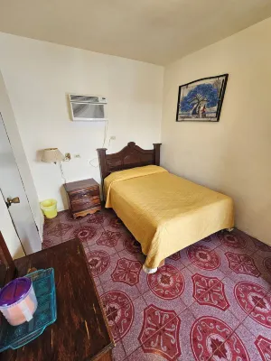 Hotel Chalet Hotels near Quinta Real Park