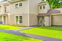 Cortland Abode：離Greek Peak Mountain度假村1英里 - 民宿