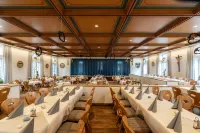 Gasthof Zum Stern Hotels in Murnau