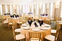 Landoll's Mohican Castle Hotels in Hanover Township
