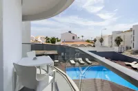 KR Hotels - Albufeira Lounge - Pool