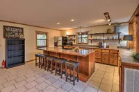 Piney Bluff Retreat with Mountain Views! - 3-Star