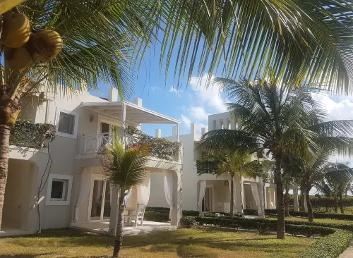 Life Resort St. Thomas Royal Palm Hotels in Watamu