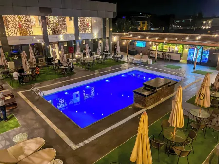 Joker Hotel and Suites