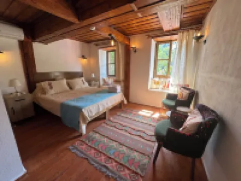 ชิร์กินเช โคนัค ชิรินเช