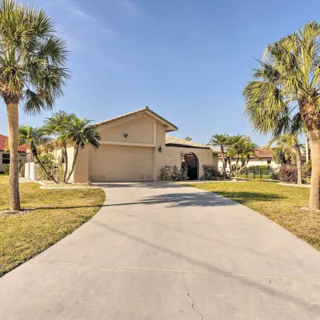 Punta Gorda Canal Home w/ Private Pool!
