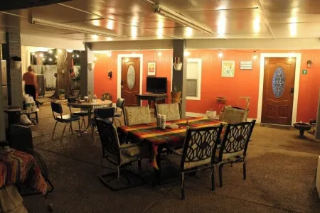 Downtown & Southtown leisure district, trendy cafe's, restaurants,  bar's