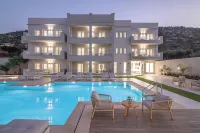 Filia Luxury Suites - Pools