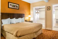 Quality Inn and Suites Newport - Middletown - parking