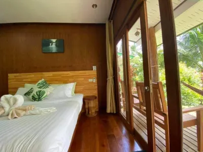 Suan Maprao Ko Kut Resort