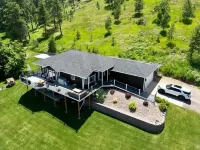 Black Hills Getaway with Hot Tub & Game Room for 18