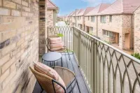 Family-friendly Getaway - Garden Parking Sleeps 7