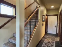 Lakeview Getaway-Walk To Downtown Bigfork, Rated #1 Lake town in USA Hotels in Bigfork