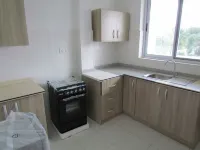 Queen-sized 2 bedroom Apt near Accra @ Victoria Grand apartments 타이파 호텔