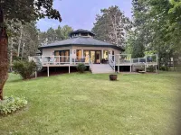 New Waterfront Listing- Castle Rock Lake, Hot Tub, Sand Beach, Central Wisconsin
