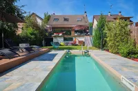 Paris Garden River residence