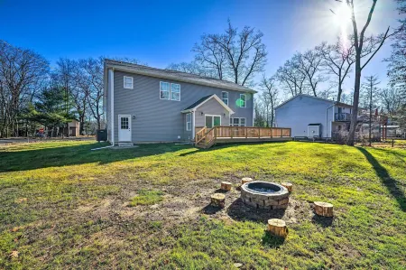 Community Beach & Lake: Pocono Summit Escape