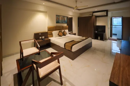 Adyar Plaza Inn by Rak Rooms, Mangaluru Hotel di Dakshina Kannada