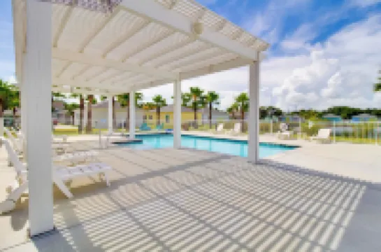 ~ 4 ไมล์ ถึง ร็อคพอร์ต บีช พาร์ค: บ้านพร้อมสิทธิพิเศษรีสอร์ต โรงแรมในร็อคพอร์ต