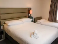 ذا كوتش آند هورسز هوتل فنادق في كارديف