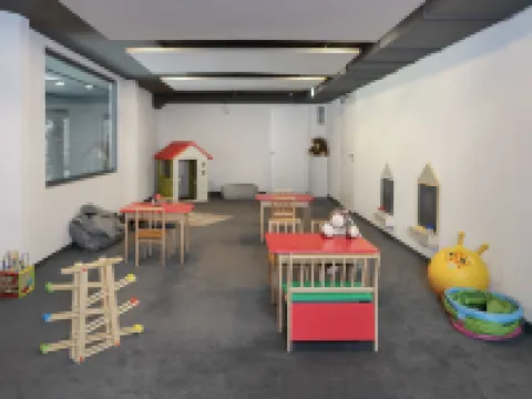La Siala Apt.19