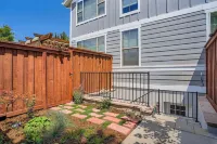 2 Bd Apt/Privt Entry/Denver's Central Park Neighborhood/5 min. to Anschutz Hotels in Stapleton