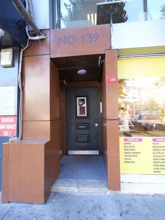 No 139 Apartments