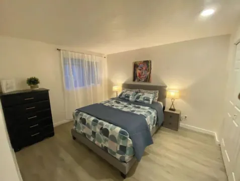 WELCOME TO LOUIE DUCK HOUSE-C! 2BR & 2BA SLEEP-5