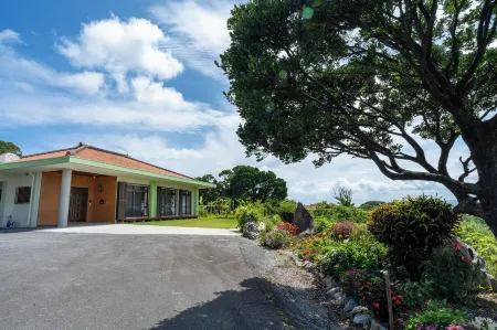 Ocean View House Nakijin