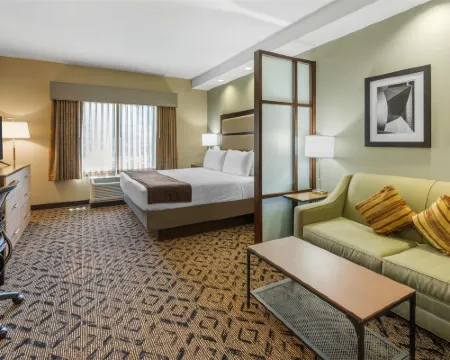 Best Western Plus College Park Hotel Hotels in Berwyn