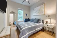 타운 레이크 타운하우스, 핫텁 있음, 게임룸 및 스카이라인 전망